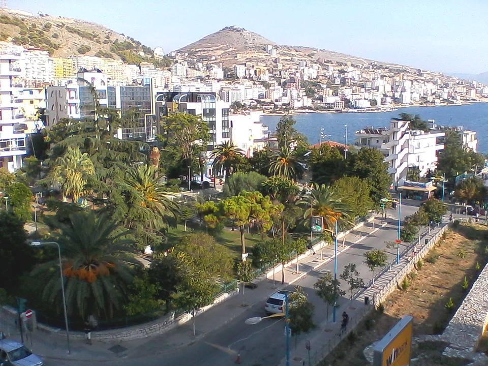 Beautifull Holiday Apartment Larisa Sarande Exterior photo